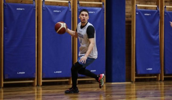 Scott Bamforth: I lumtur që jam rikthyer te Kosova
