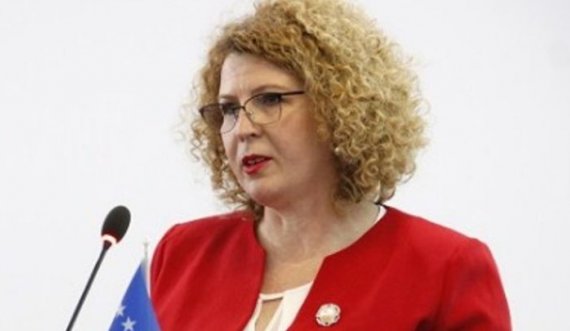 Frika për krizën e miellit, ministrja Hajdari flet për rezervat që ka Kosova
