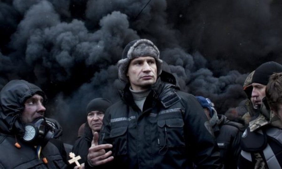 Klitschko: Dhjetëra të plagosur në Kiev