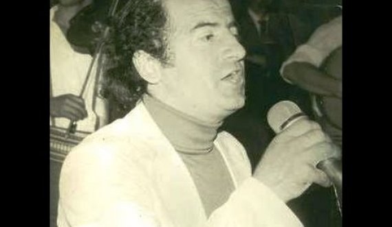 Vdes këngëtari i njohur Luan Hajra