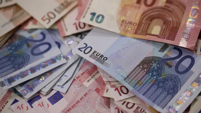 300 mijë kosovarë marrin pensione nga shteti: Kjo është shuma që u shpenzua për ta gjatë 2021-ës 