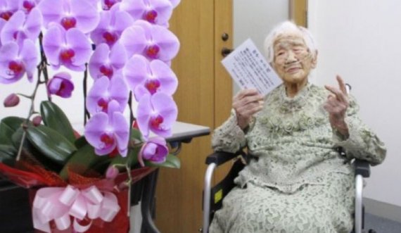 Gruaja më e vjetër në botë feston ditëlindjen e 119-të 