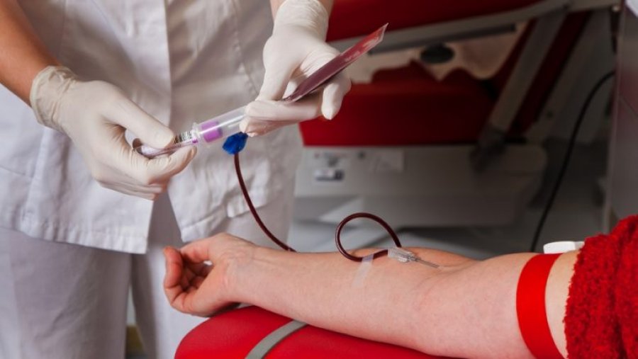 Mbi 2 mijë e 800 persona kanë dhuruar gjak gjatë vitit të kaluar në spitalin e Pejës