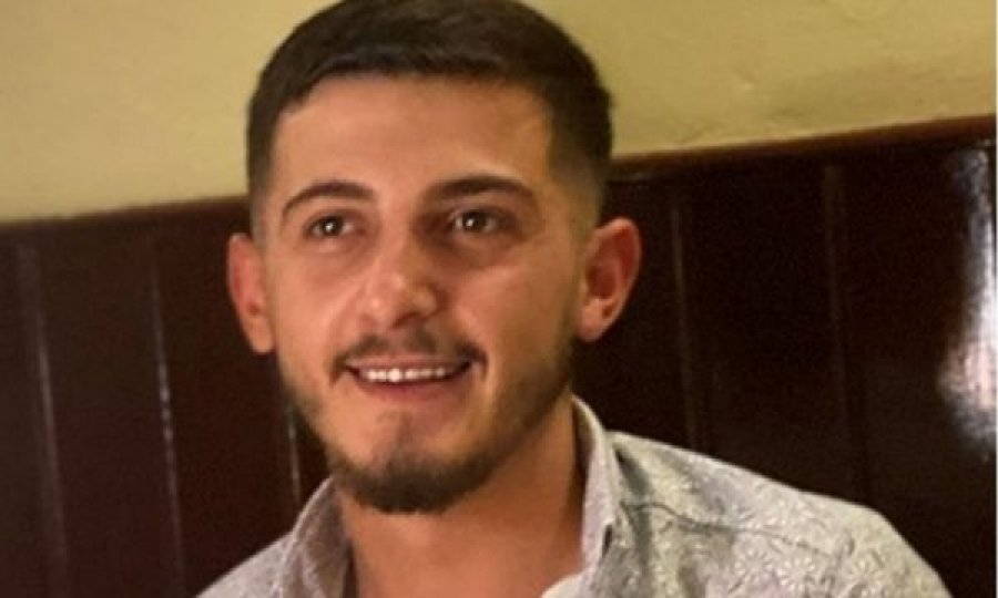 Ngjarje tragjike në kryeqytet, vritet me thikë 22-vjeçari shqiptar