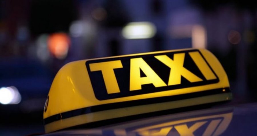 Taksitë pa shofer pushtojnë rrugët e këtij qyteti