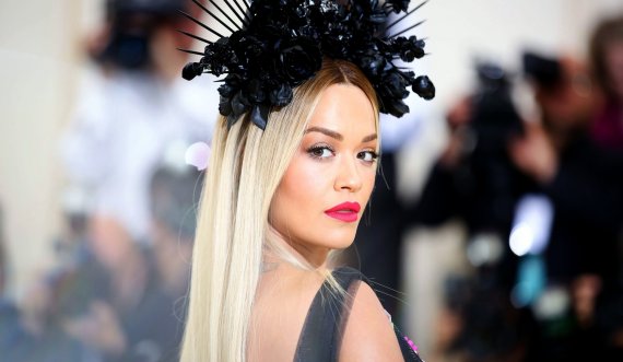 Rita Ora kritikohet ashpër për sjelljen e saj në spektaklin e njohur