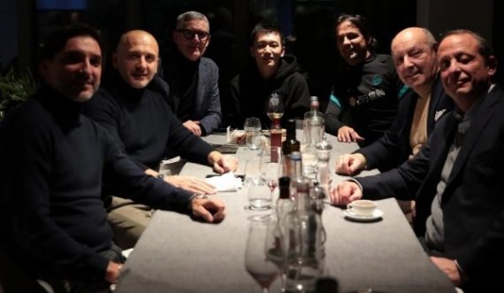 Presidenti i Interit takohet me trajnerin dhe drejtorët