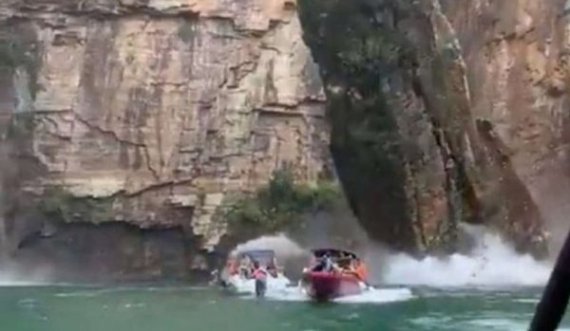 Momenti tragjik kur shkëputet shkëmbi dhe bie në liqen, humbin jetën 7 persona