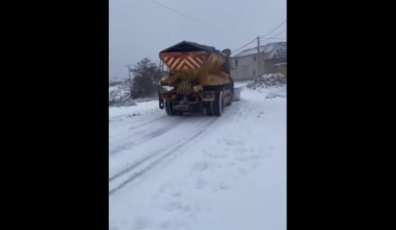  Pas reshjeve të borës, Komuna e Drenasit u bënë thirrje qytetarëve që të shmangin daljet e panevojshme 