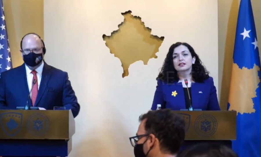  Presidentja Osmani mirëpret ambasadorin amerikan Hovenier: S’gjeni aleat më besnik sesa Kosova 