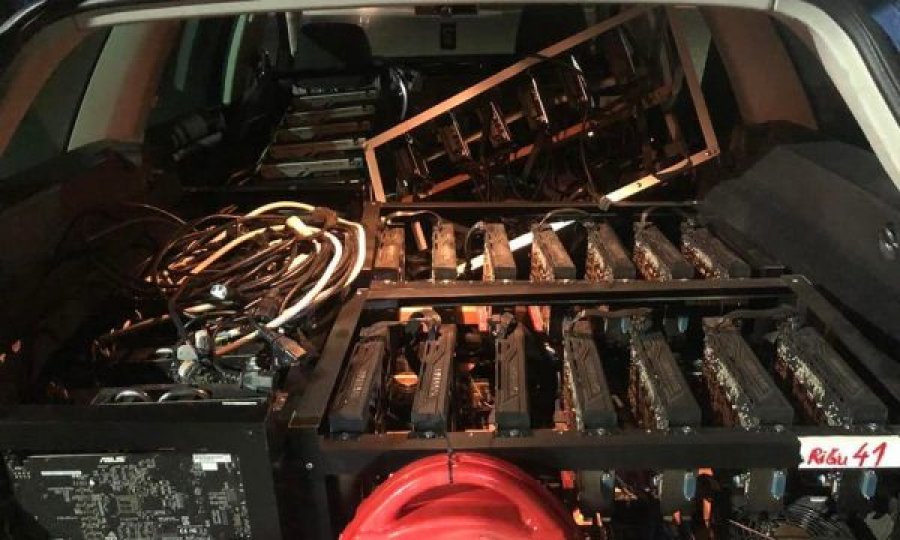  Policia sekuestron automjetin në Drenas, ishte i mbushur me pajisje për kriptovaluta 