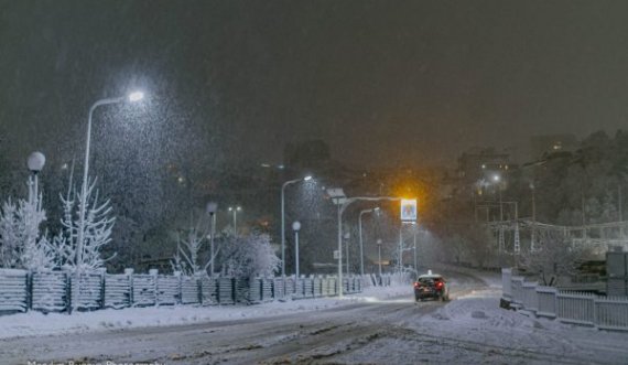 Komuna e Prishtinës: Të gjitha rrugët janë të kalueshme, shoferët duhet të kenë goma dimri