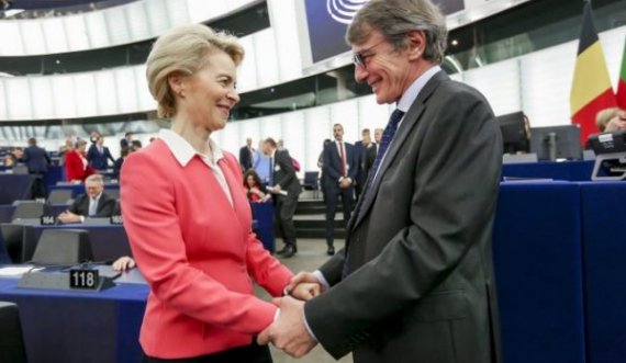 “Ishte europian i madh”, Von der Leyen për vdekjen e David Sassolit