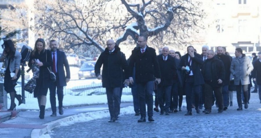 Lista Serbe paralajmëron tensione, nëse nuk lejohet mbajtja e referendumit serb