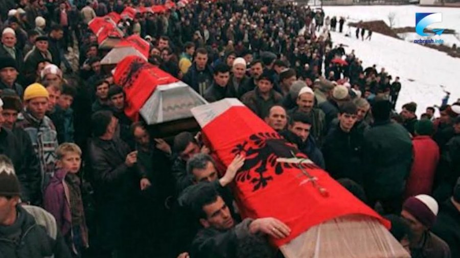 Fotografi nga masakra e Reçakut që shokuan botën