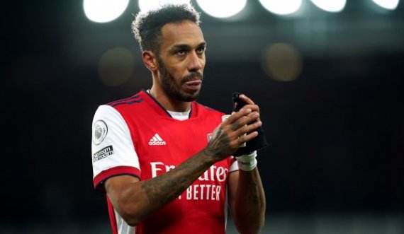 Aubameyang po i kryen testet mjekësore te Barcelona