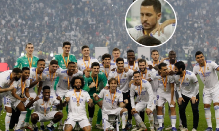 Pamje: Të gjithë të lumtur përveç Hazardit gjatë festës së trofeut të Superkupës së Spanjës