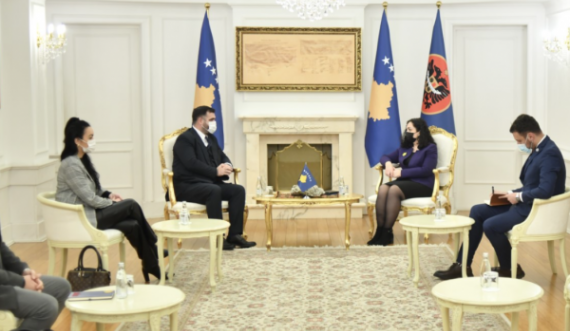 Osmani takon një delegacion nga Lugina e Preshevës