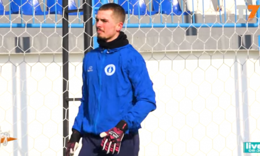 “Dua të frymoj shqip”, ky është futbollisti i ri që e braktisi Londrën për Kosovën
