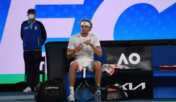 Tenisti gjerman e zbulon skandalin: Shumë lojtarë në Australian Open janë me Covid-19, por s’po testohemi