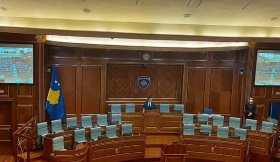 S’miratohet kërkesa e PDK-së për debat lidhur me shtrenjtimin e rrymës