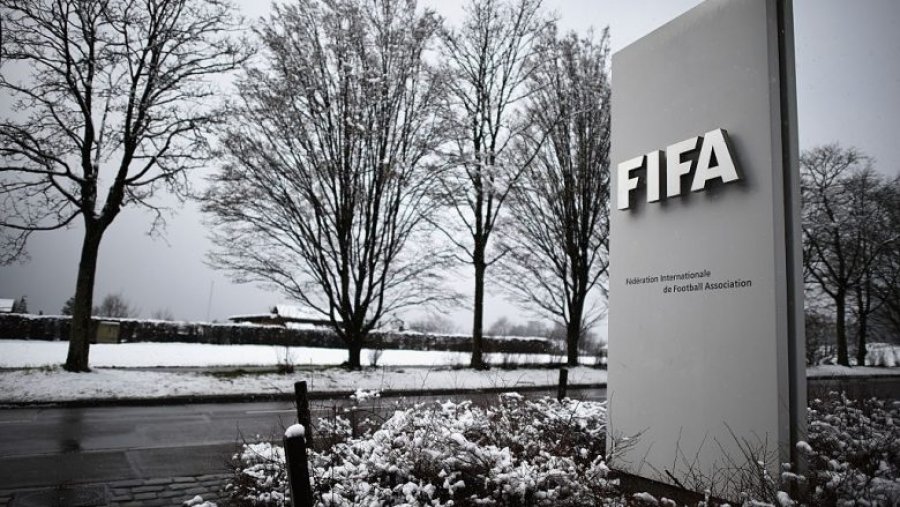 FIFA bën revolucion, ndryshon rregullat sa i përket huazimit të futbollistëve