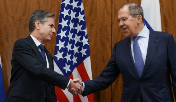 Kryhet takimi Blinken-Lavrov për Ukrainën, çfarë thanë dy diplomatët në Gjenevë?
