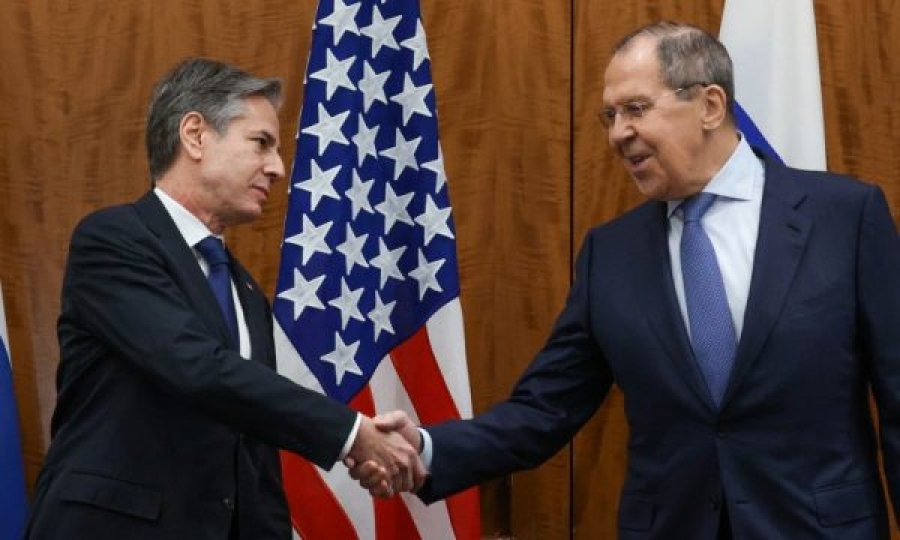 Kryhet takimi Blinken-Lavrov për Ukrainën, çfarë thanë dy diplomatët në Gjenevë?
