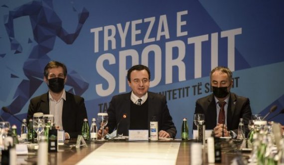 Kryeministri Kurti në takim me komunitetin sportiv: Na duhet edhe masivizimi edhe shkëlqimi i sportit