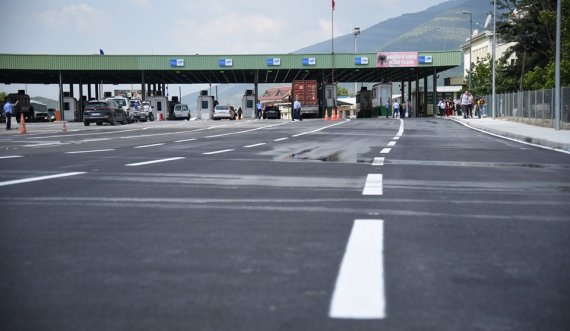 Pezullohet përkohësisht shqiptimi i gjobave për transportuesit në pikat kufitare me Kosovën