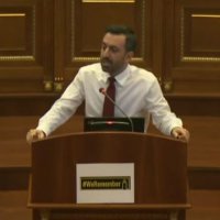 Deputeti i VV-së: Po boni hajgare me bllokun B2, unë kam shku për përhajër dhe hallvë kena qitë