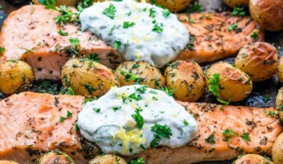 Receta e Pepës: Tavë me salmon dhe patate