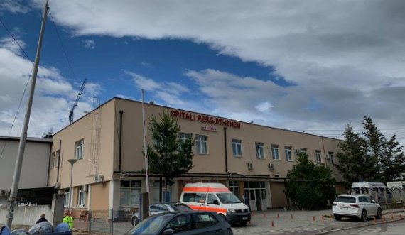 Spitali i Ferizajt i ofron shërbim një të moshuare pas denoncimit të familjarëve dhe interesimit të Prokurorisë