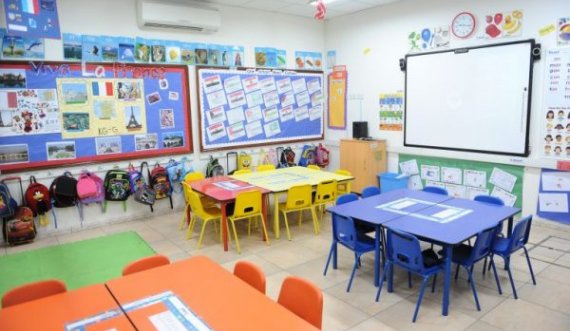Mbyllen tri çerdhe në kryeqytet, prindërit ankohen se kjo situatë po u shkakton vështirësi