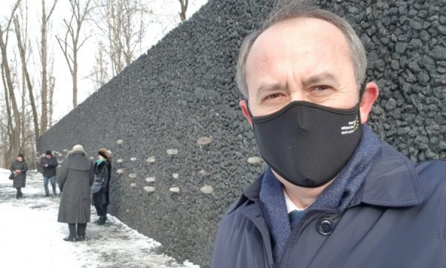 Avdullah Hoti qëndron dy ditë në Ukrainë – i ftuar për të shënuar përvjetorin e masakrës ndaj hebrenjëve