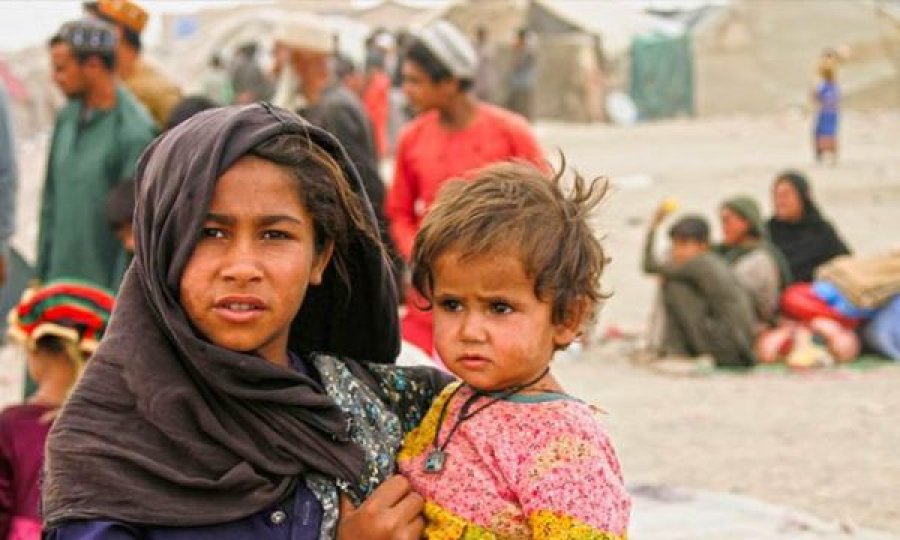 Afganistan: Prindërit shesin fëmijët dhe veshkat për të ushqyer familjet