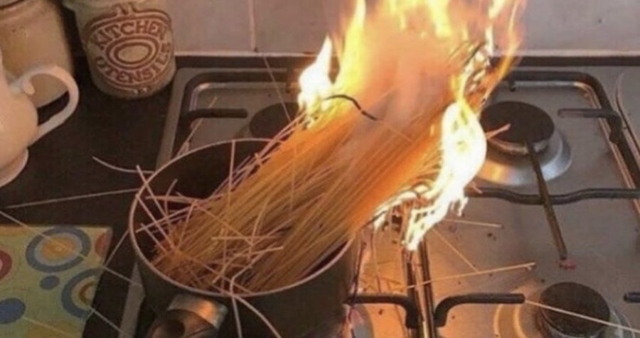 Edhe kjo ndodh:Tri studente djegin banesën, nuk e dinin se shpagetat përgatiten me ujë