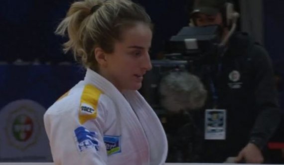 Distria Krasniqi e nis vitin mbarë me medalje të artë