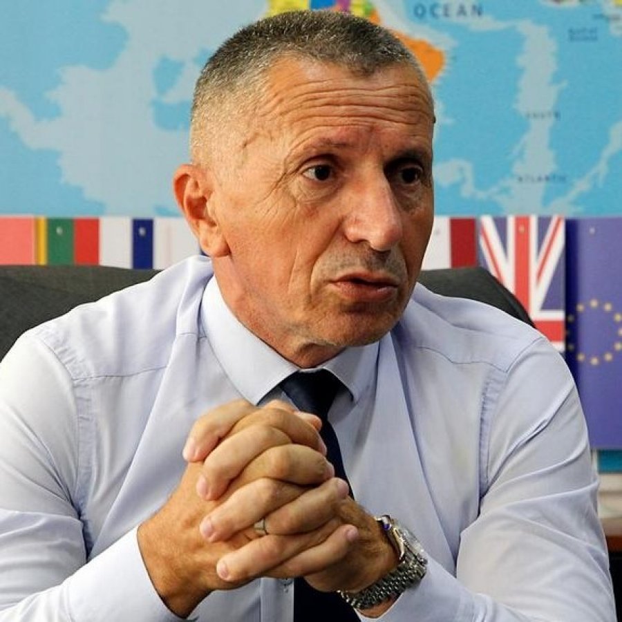 Deputeti shqiptar në parlamentin serb Shaip Kamberi akuzohet për keqpërdorim shkaku i qëndrimeve të tij politike