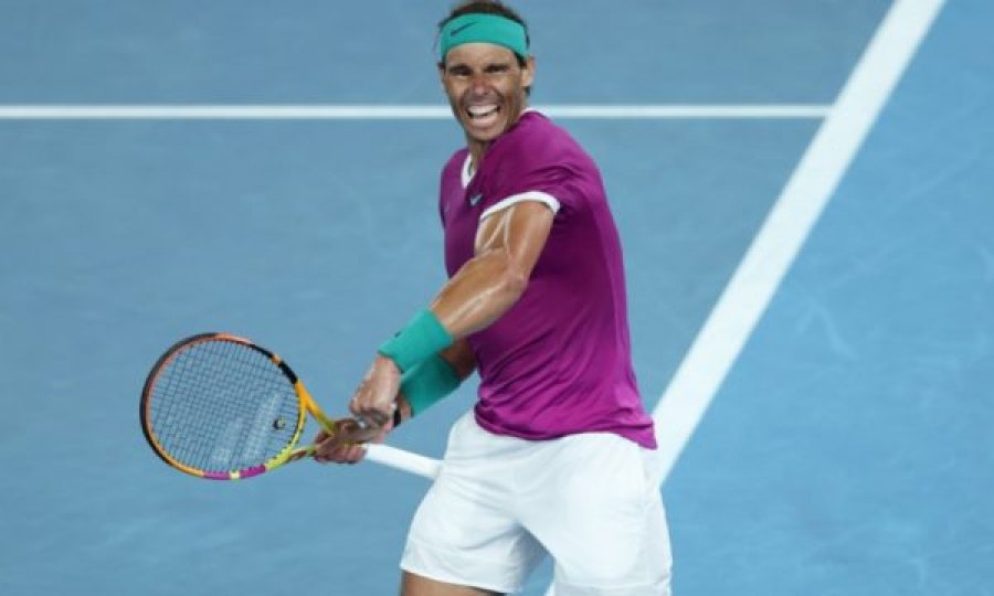 Nadal i jashtëzakonshëm, kualifikohet në finalen e Australian Open