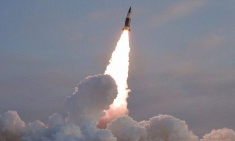 Testet e raketave të Koresë së Veriut/ Lëshimi më i madh që nga viti 2017