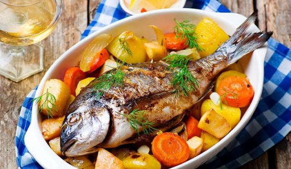 Receta e Pepës:Tavë me peshk dhe perime