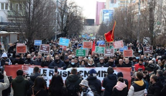 Nushi: Nëse rryma shtrenjtohet, numri i protestuesve do të dyfishohet