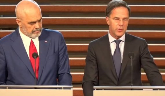 Rutte konferencë me Ramën: Në momentin që do miratohet propozimi francez, nuk do ta lëmë vetëm Maqedoninë e Veriut
