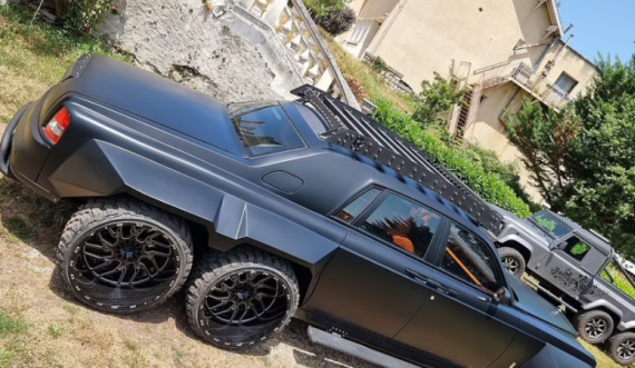 'Me frena floriri dhe timon me lëkurë krokodili', ky Rolls-Royce ka 6 rrota dhe kushton 5 milionë €