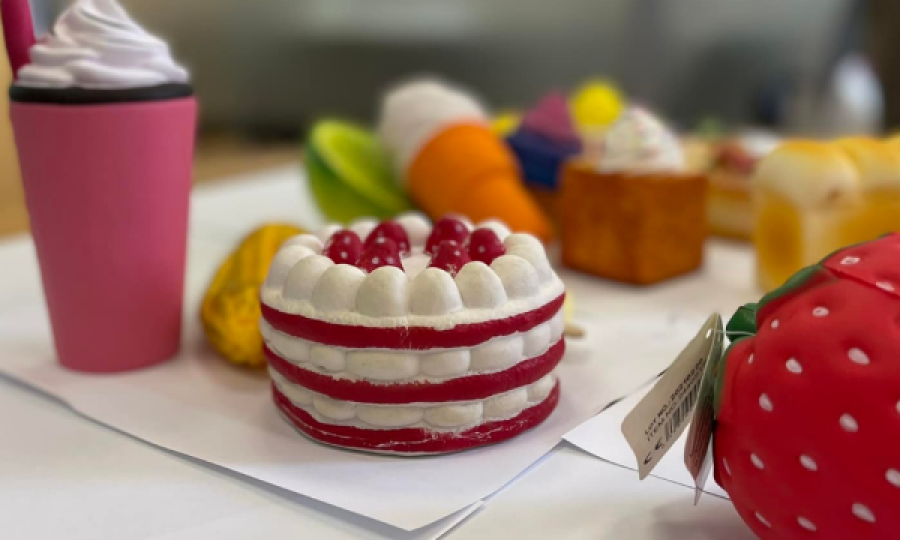 Inspektorati largon nga tregu rreth 5,000 imitime plastike të ushqimeve