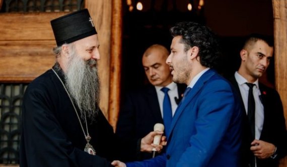 Targetimi i Abazoviqit si ‘shqiptar’, për shkak të kontratës me Kishën Serbe