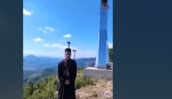 Kisha Ortodokse Serbe vihet në përkrahje të Radojiçiq, përfshihet edhe Slavko Simiq