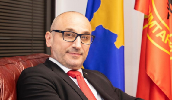 Shkarkohet Konsulli në New York