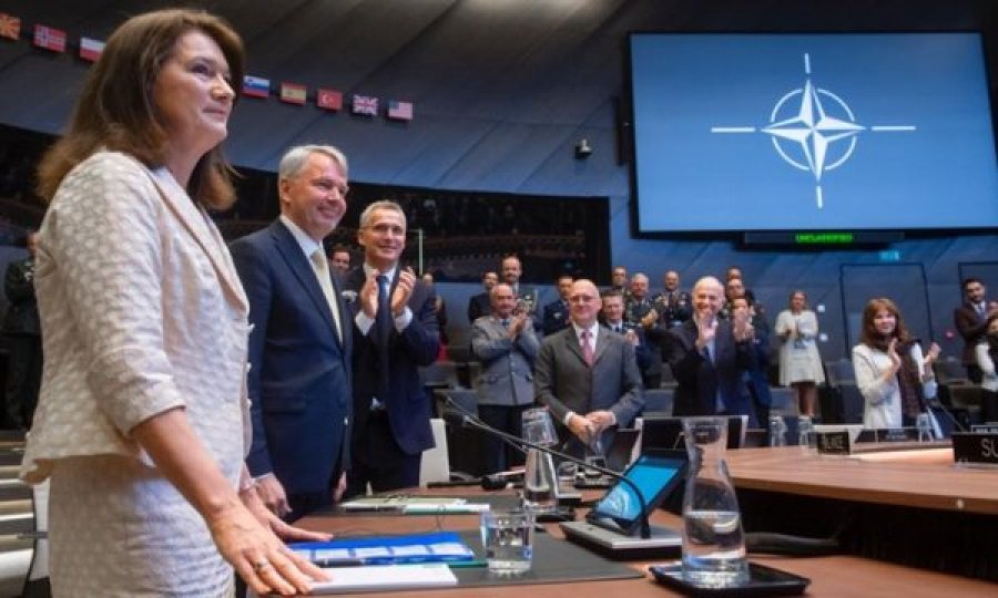 30 shtetet e NATO-s nënshkruajnë Protokollin historik të Anëtarësimit të Finlandës dhe Suedisë